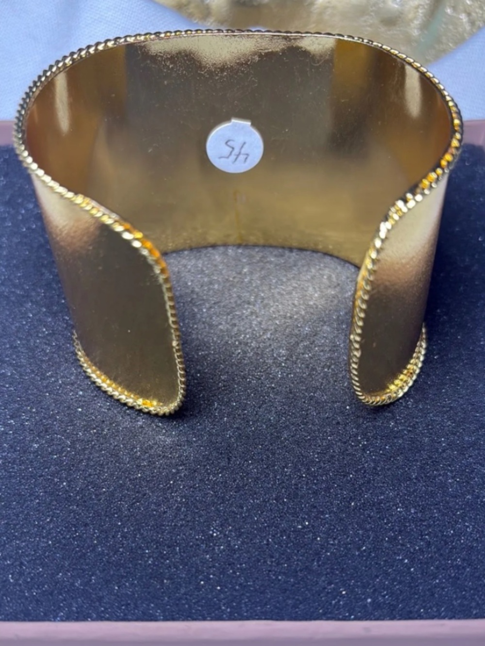 Gemstone cuff - Picture 5 of 5